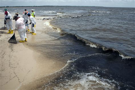 information on the bp oil spill
